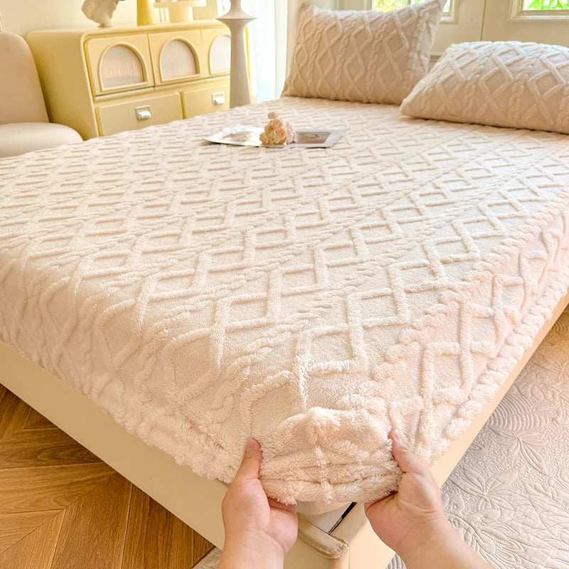 VeluDream™ – Luxury Milk Velvet Sheets