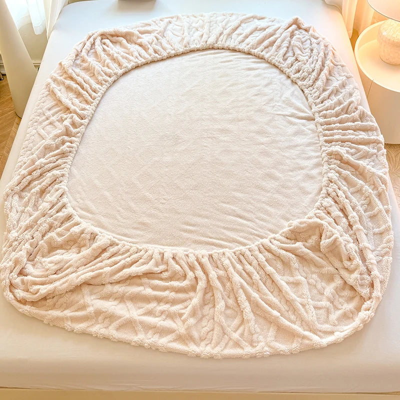 VeluDream™ – Luxury Milk Velvet Sheets
